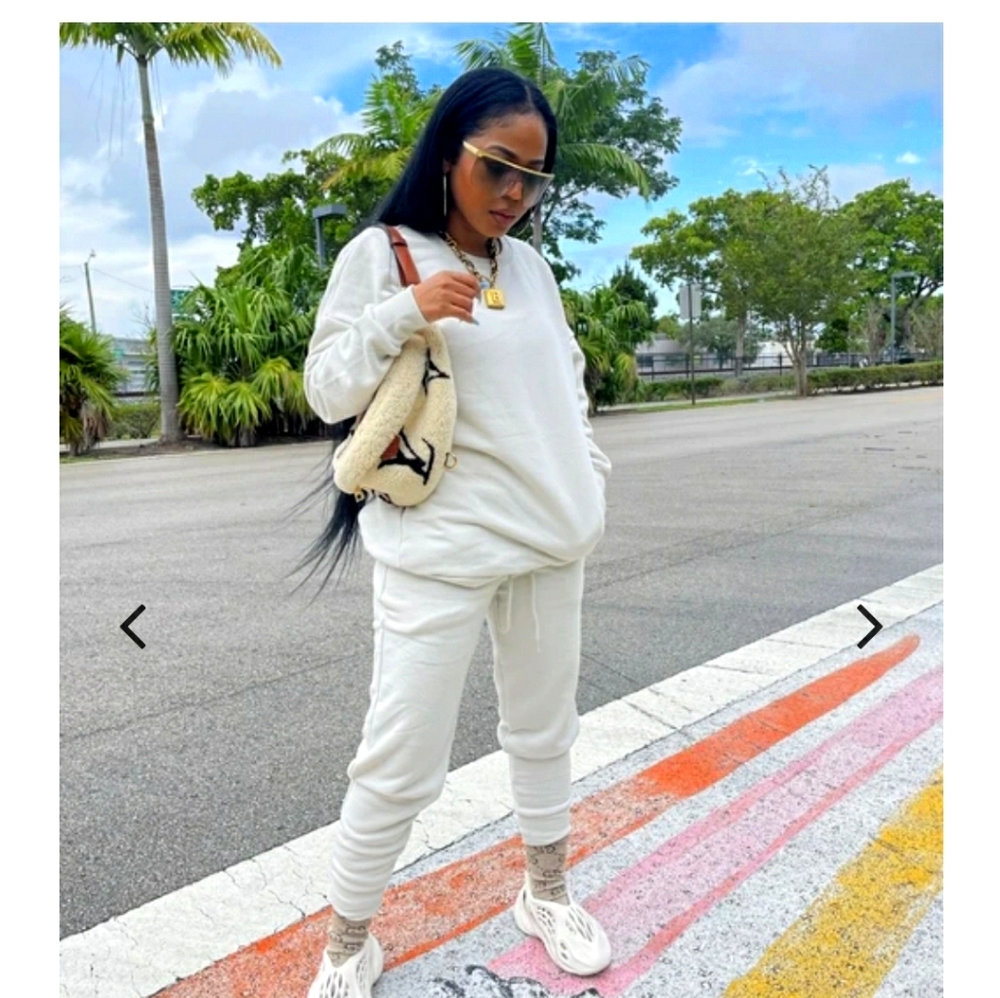 Minaa Monroe Essential Jogger Set (Bone color)